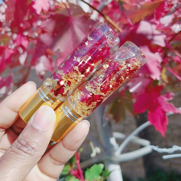 Rose Petal Lip Oil - Picture 1 of 5